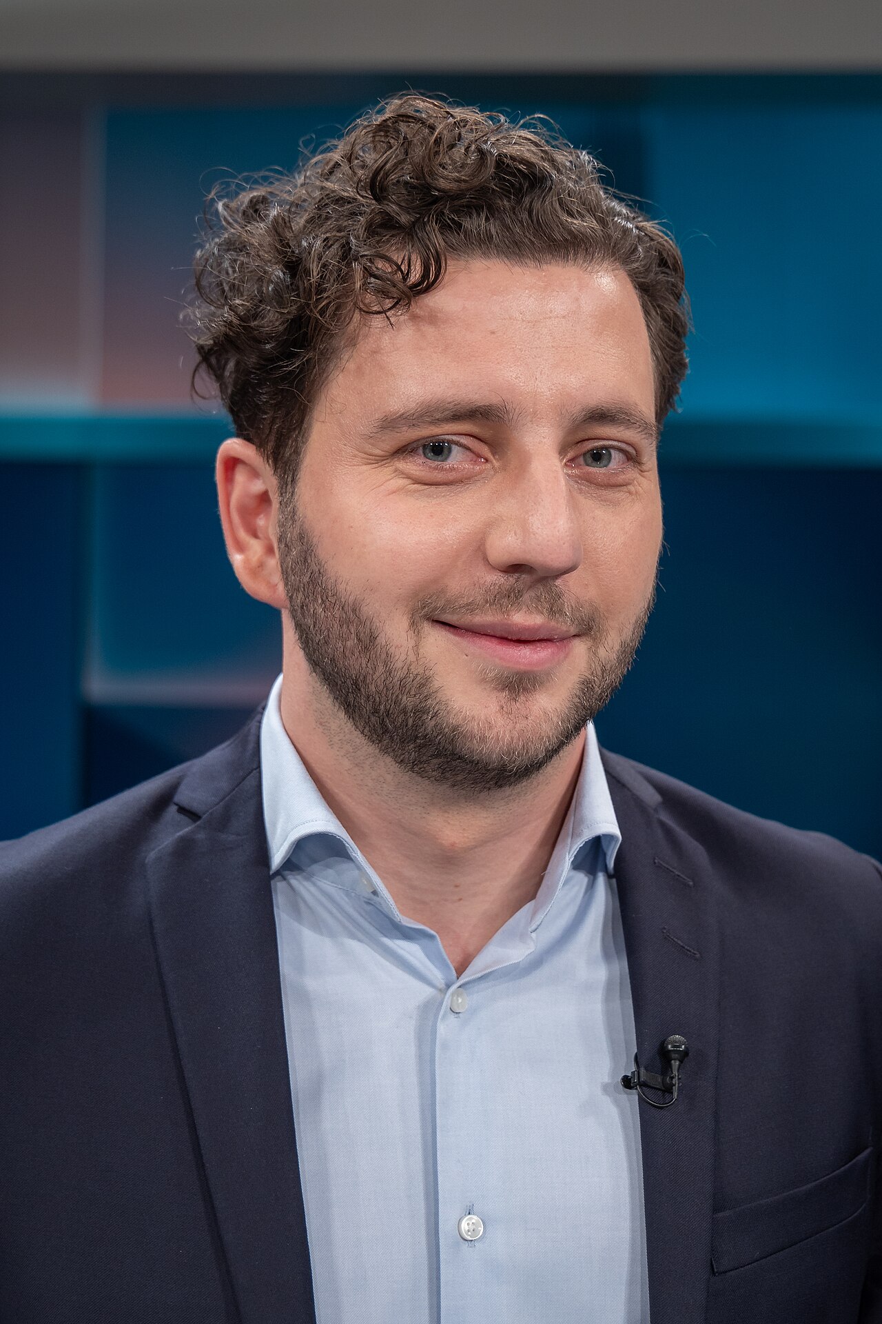 Felix Banaszak, Bundesvorsitzender von Bündnis 90/Die Grünen, in der ARD-Talksendung „Hart aber fair“ am 25. November 2024.