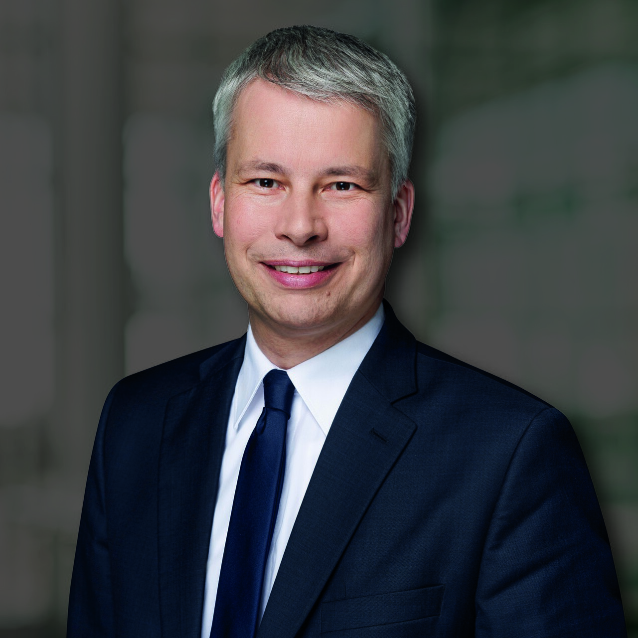 Porträtaufnahme des CDU-Politikers Steffen Bilger, seit 2009 Bundestagsabgeordneter aus dem Wahlkreis Ludwigsburg.