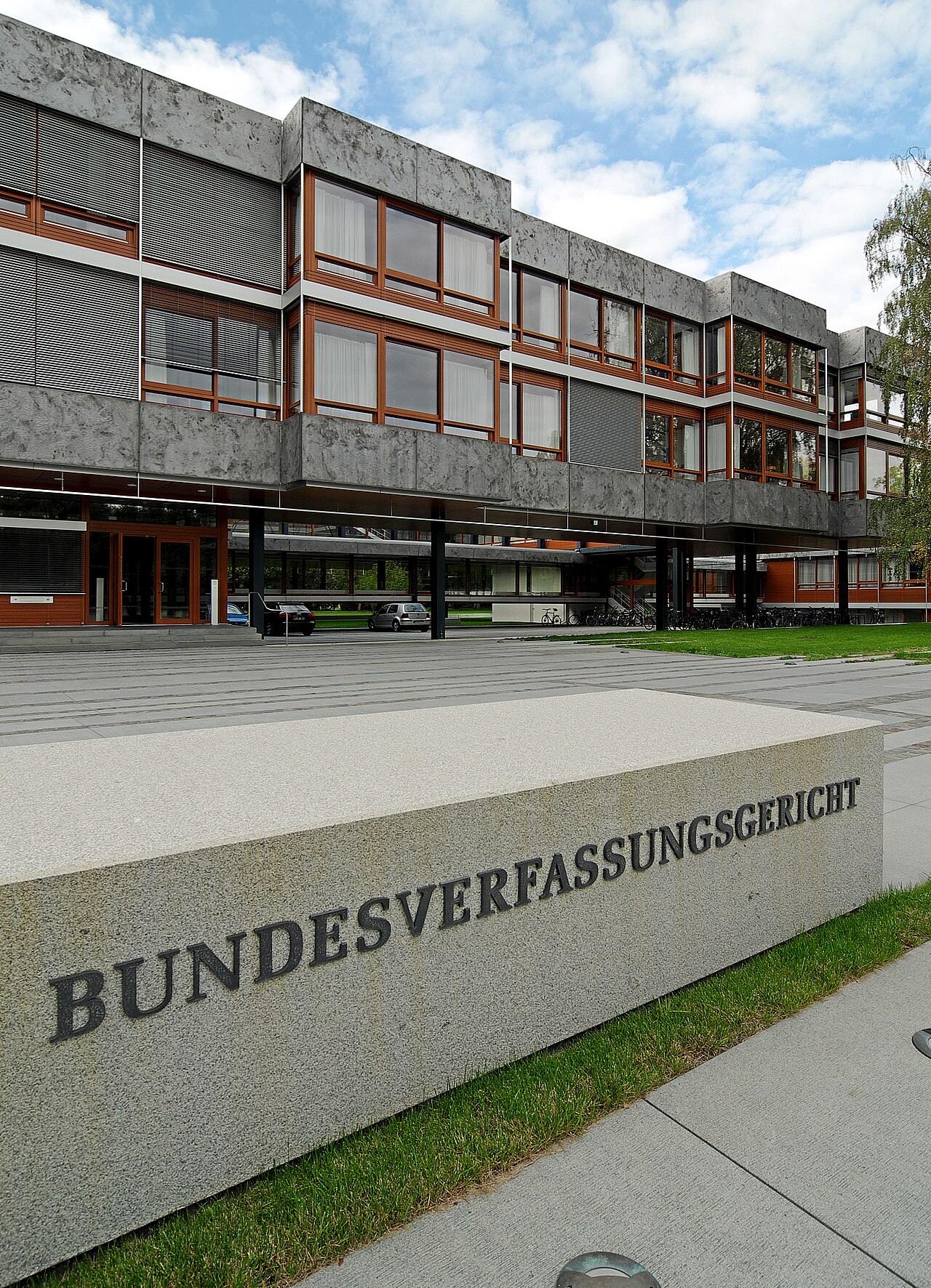 Das Bundesverfassungsgericht in Karlsruhe von außen