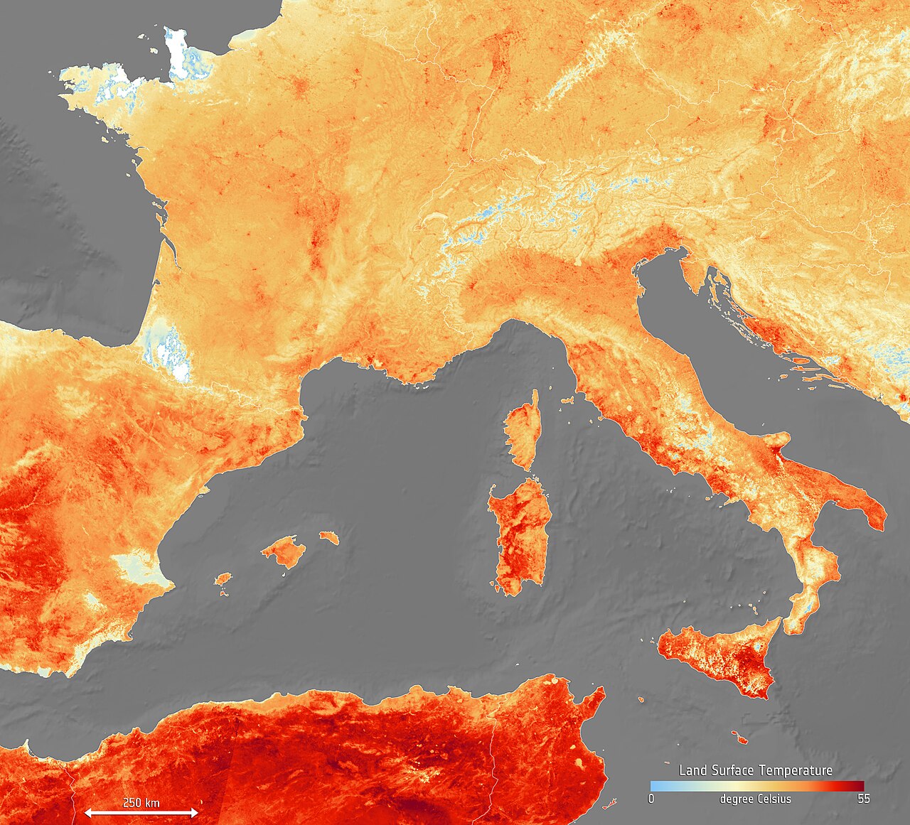 Satellitenkarte von Europa zeigt erhöhte Landoberflächentemperaturen während einer Junihitzewelle.