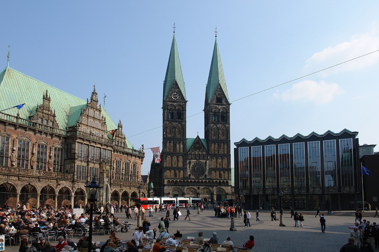Bremer Rathaus, St. Petri Dom und das Haus der Bürgerschaft am Marktplatz