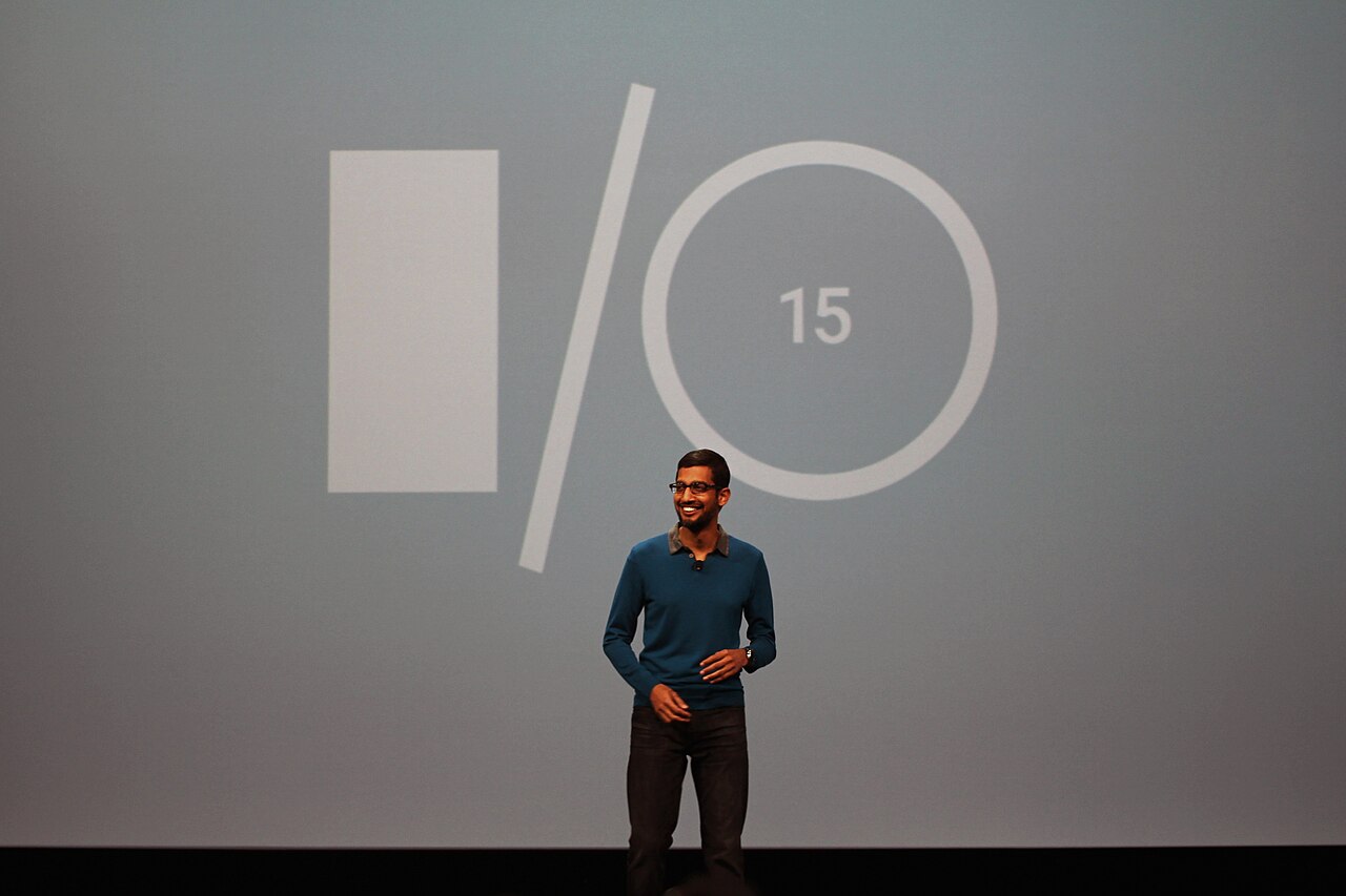 Sundar Pichai auf der Bühne der Google-Entwicklerkonferenz I/O
