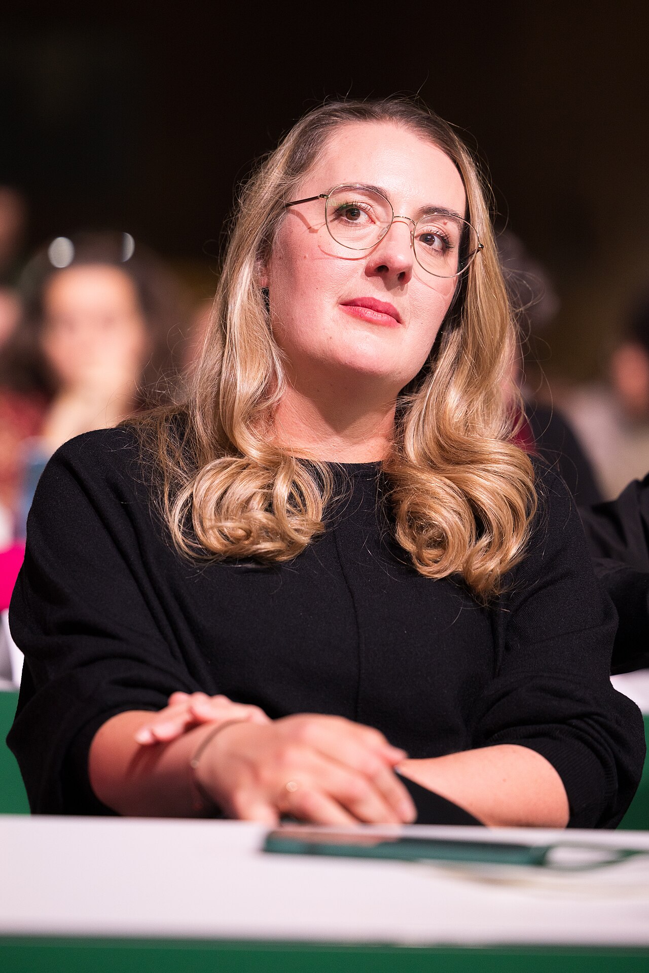 Katharina Dröge, Fraktionsvorsitzende von Bündnis 90/Die Grünen, auf der Bundesdelegiertenkonferenz 2024 in Wiesbaden.