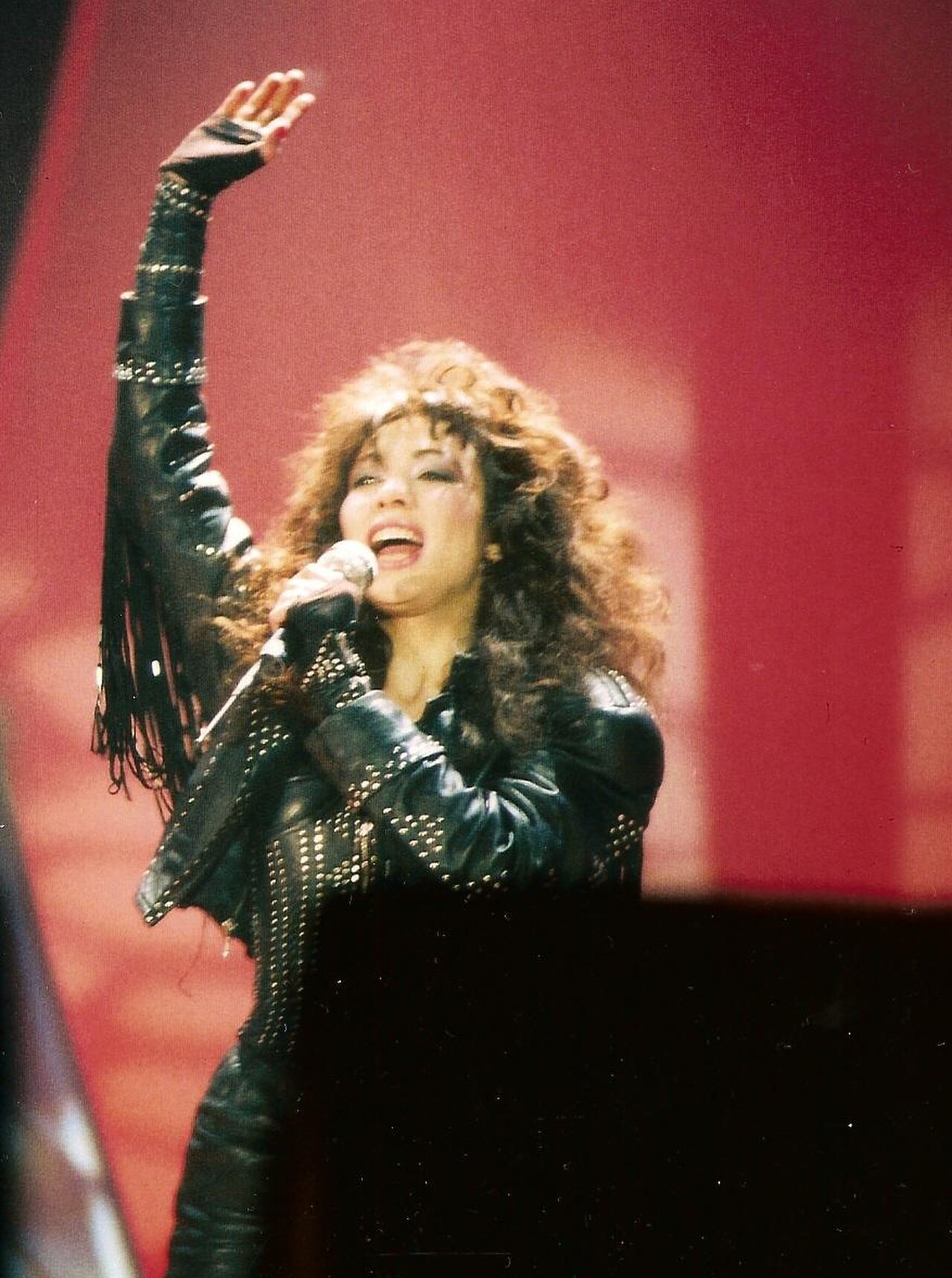 Jennifer Rush bei einem Konzert, fotografiert 1988.