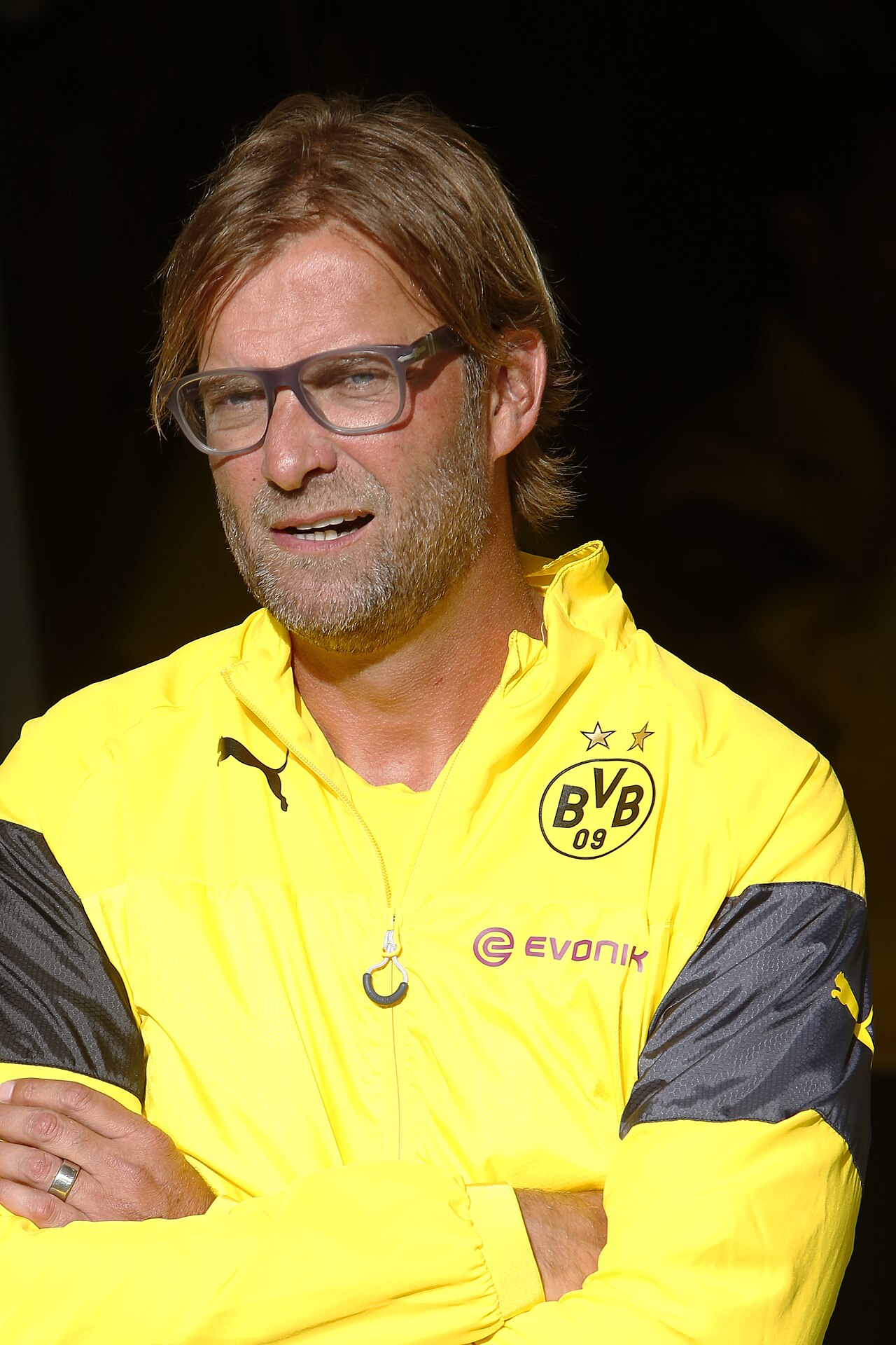 Jürgen Klopp bei einem Auswärtsauftritt in Trainingsjacke
