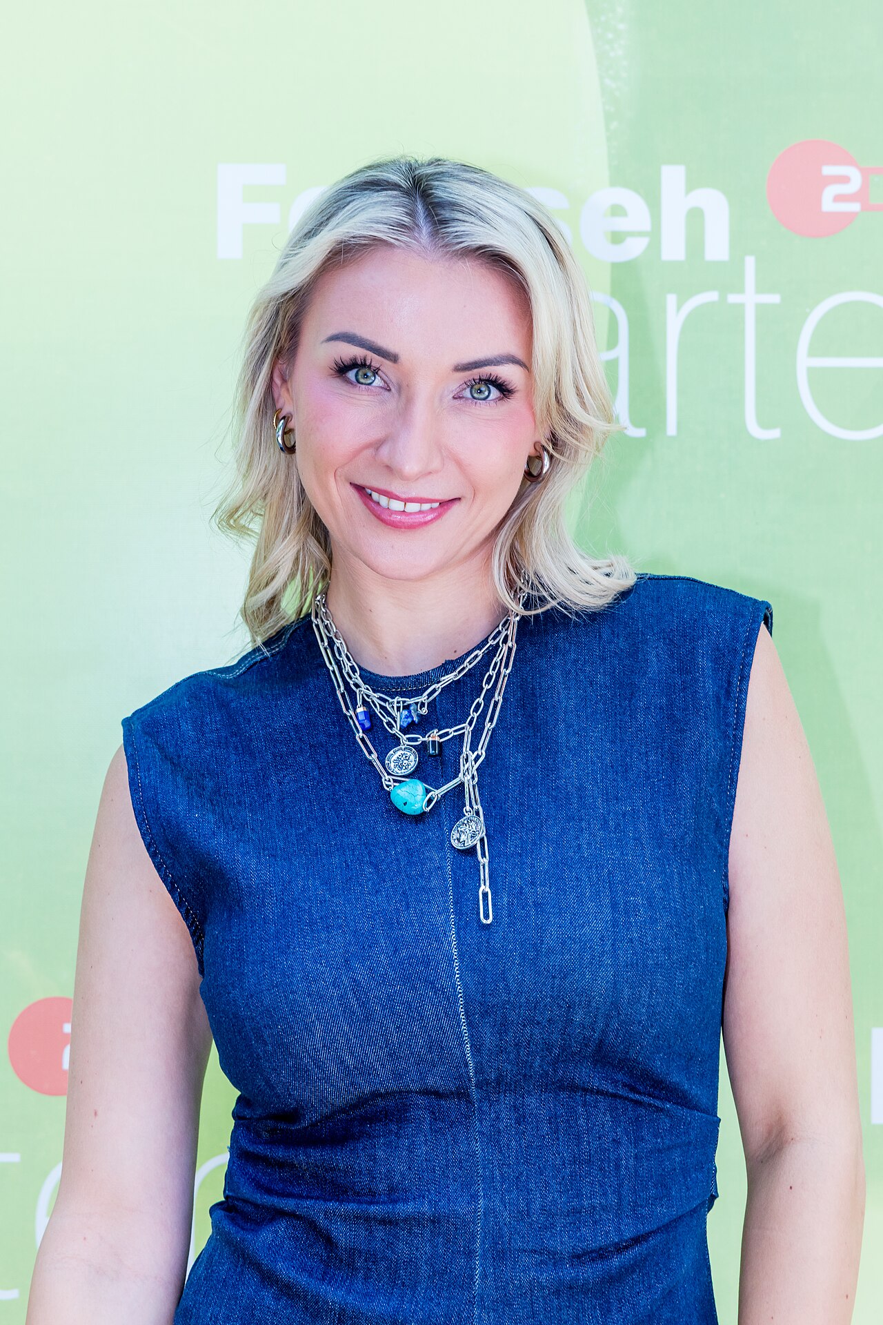 Anna-Carina Woitschack im ZDF-Fernsehgarten in Mainz, August 2025