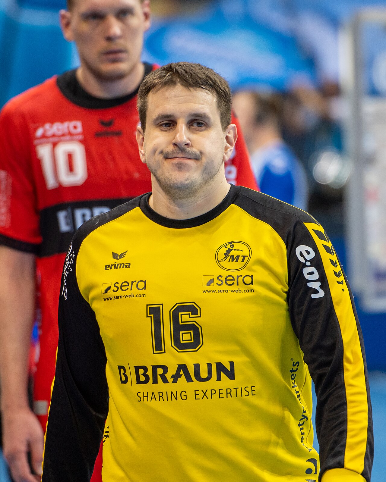 Nebojša Simić von der MT Melsungen während eines Bundesliga-Spiels.