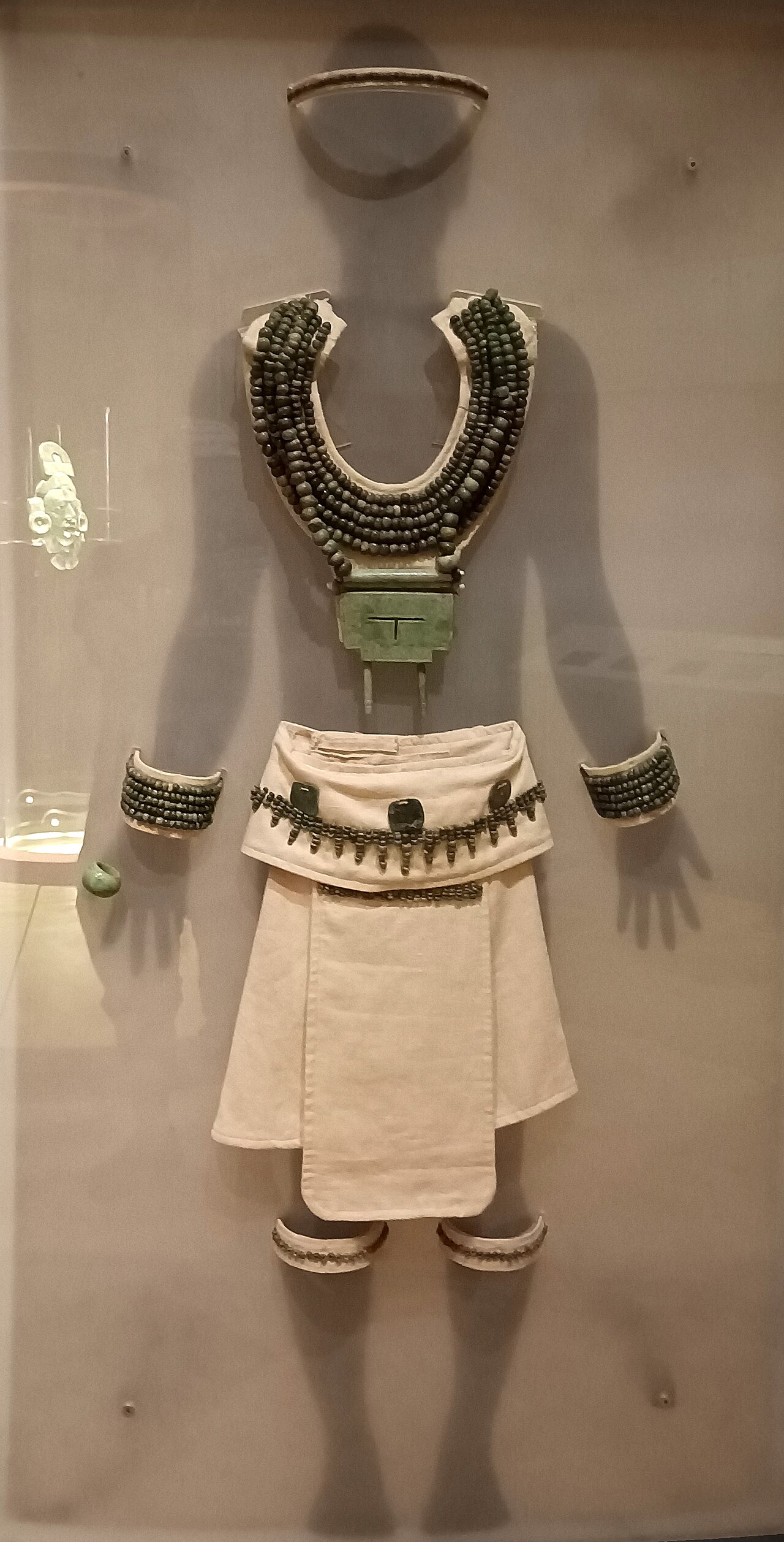 Jade-Grabbeigaben der Maya aus Calakmul, ausgestellt im Museo de Arquitectura Maya in Campeche