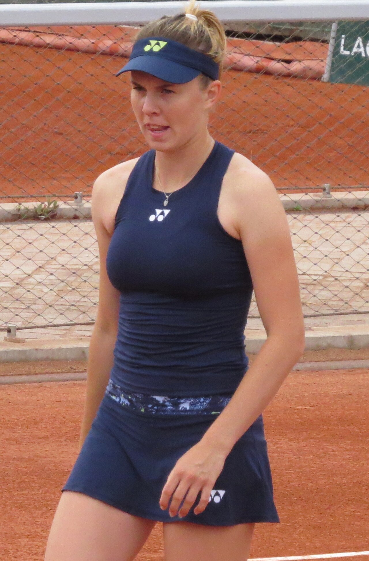 Linda Nosková während der Qualifikation der French Open 2022 in Paris.