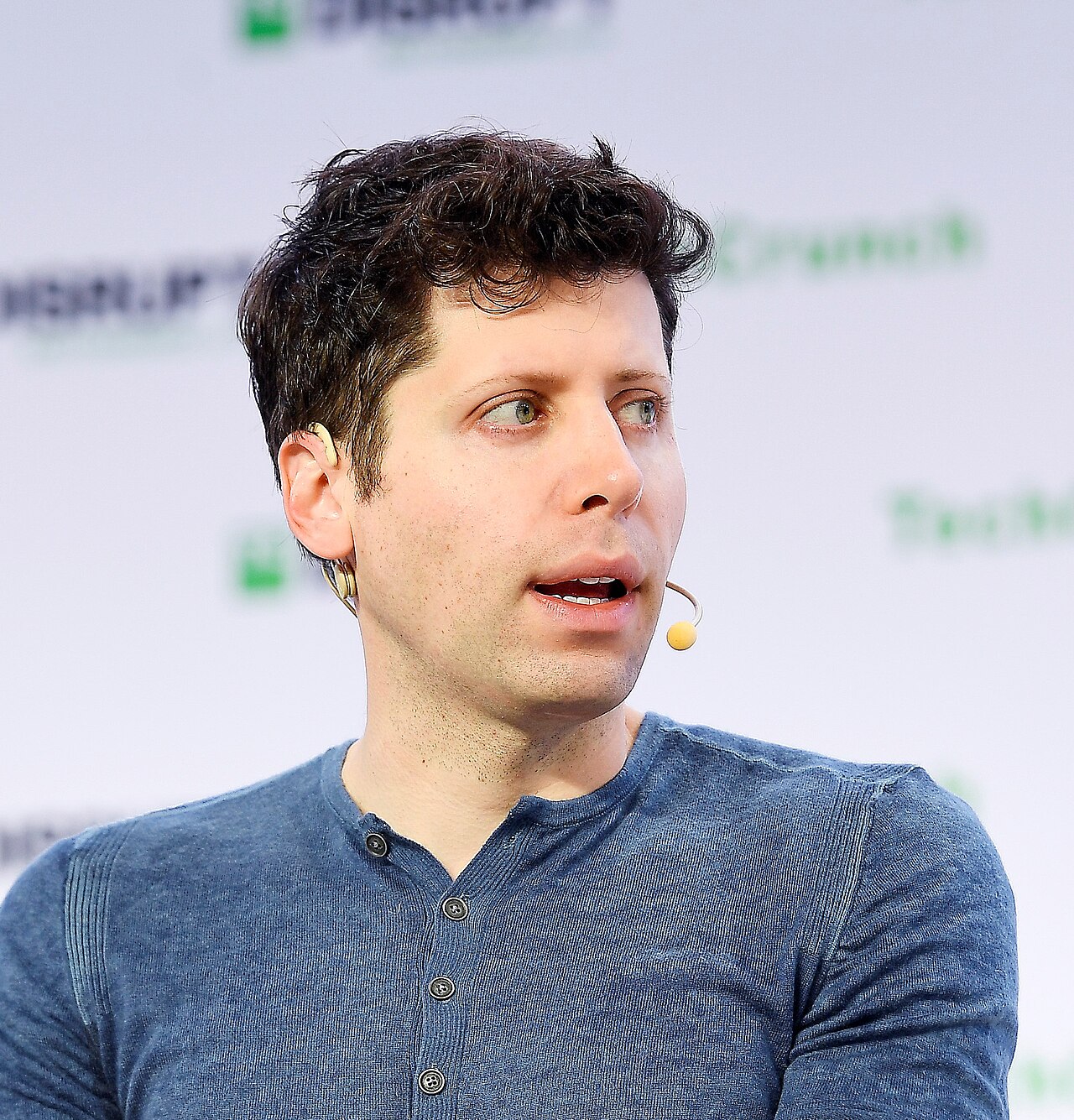 OpenAI-Chef Sam Altman spricht auf einer Konferenz