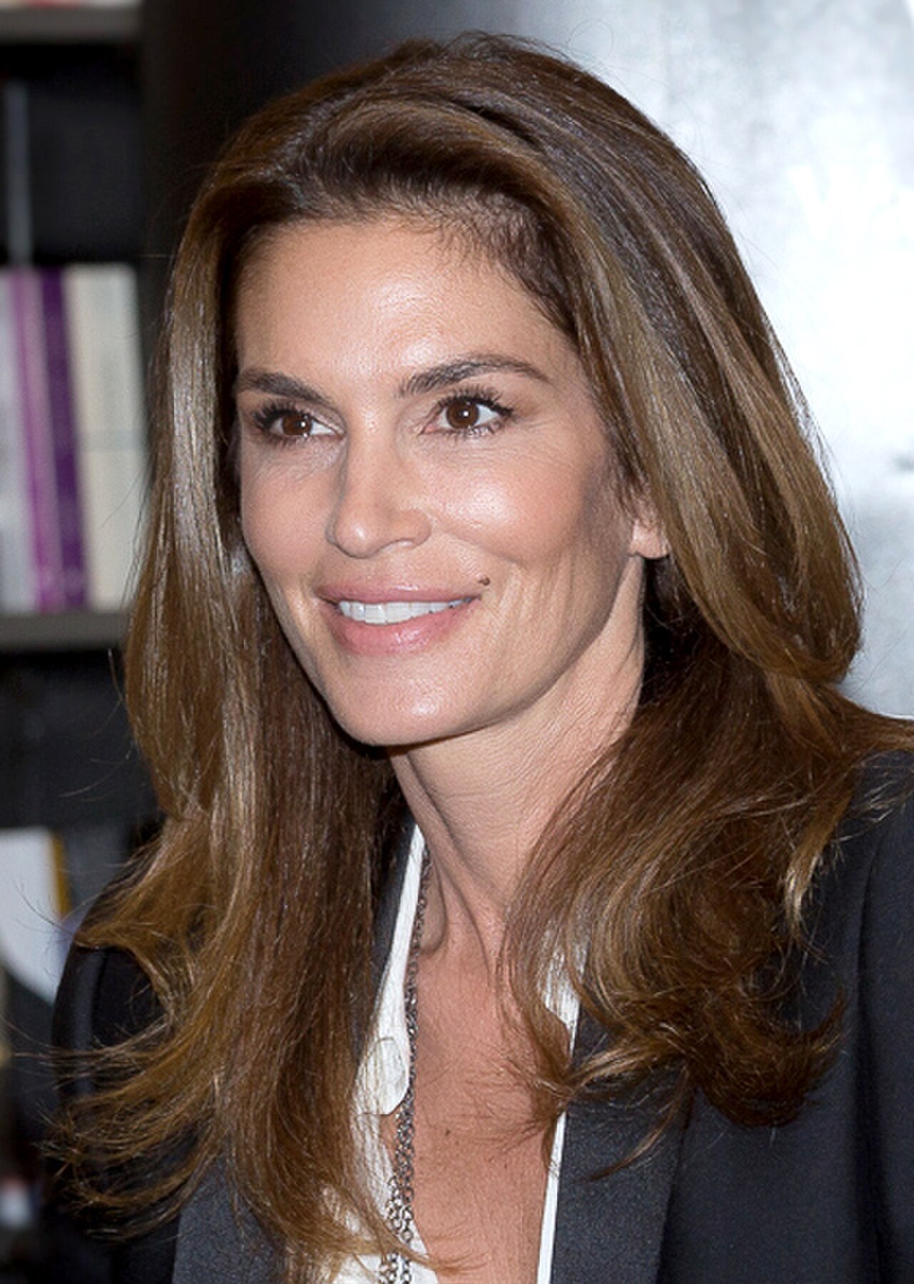Cindy Crawford bei einem öffentlichen Auftritt in London