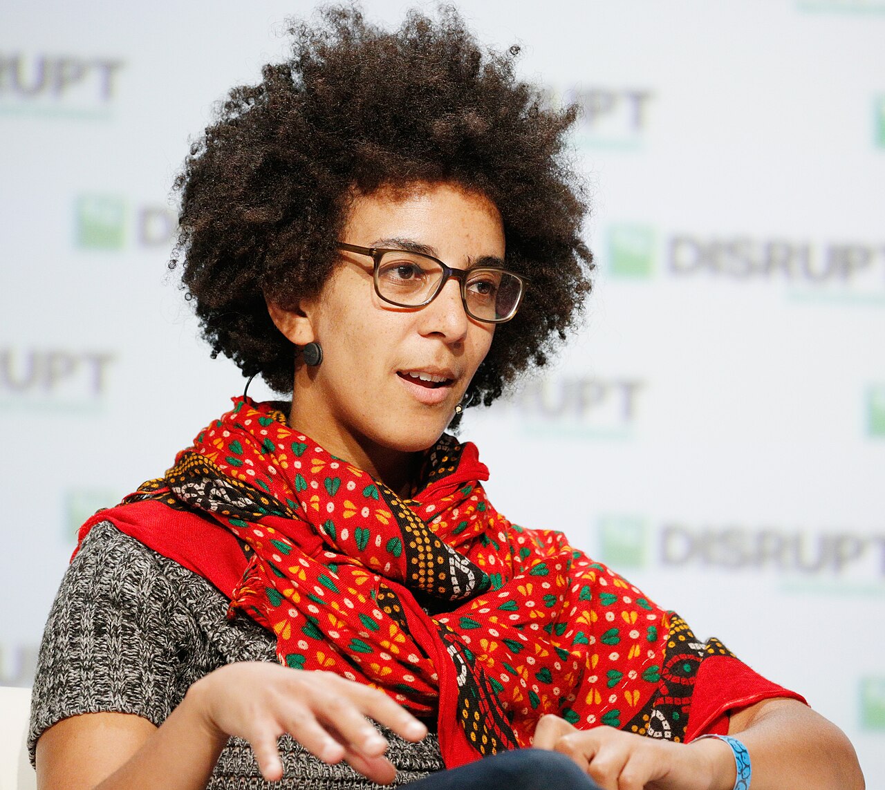 Timnit Gebru bei der TechCrunch Disrupt 2018 in San Francisco