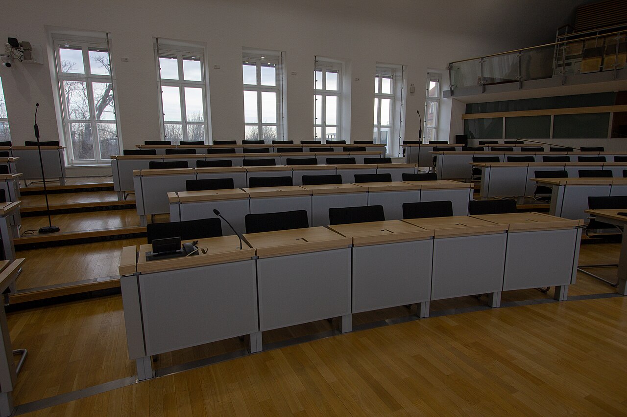 Der Plenarsaal des Landtags von Sachsen-Anhalt in Magdeburg, in dem der neue Ministerpräsident gewählt wird.