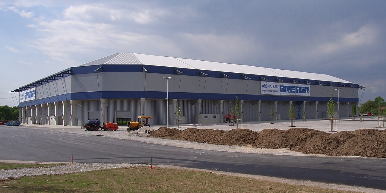 Home-Deluxe-Arena des SC Paderborn 07 aus der Luft