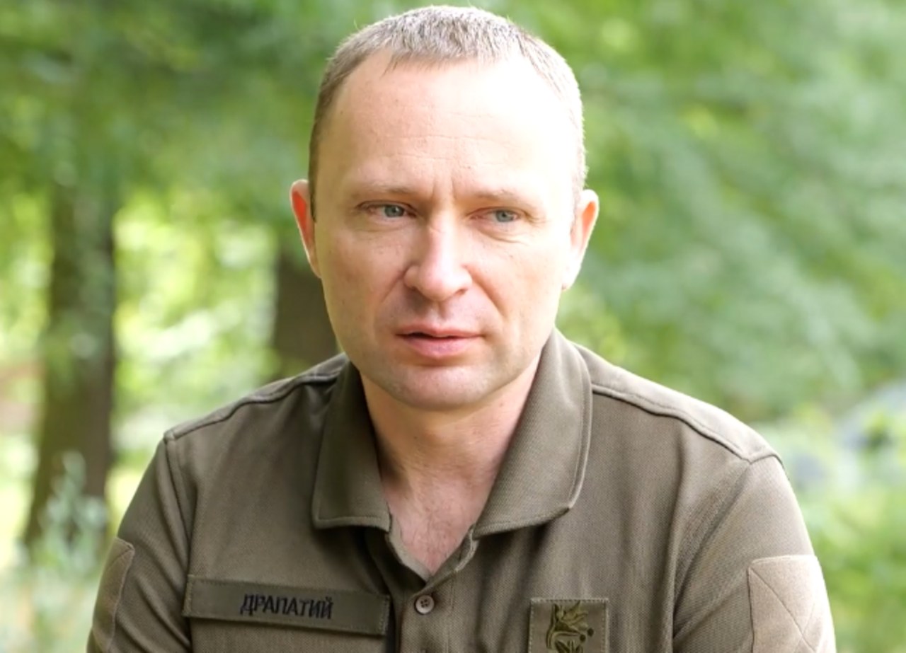 Porträt von Mychajlo Drapatyj in Uniform, damals als Brigadegeneral der ukrainischen Streitkräfte