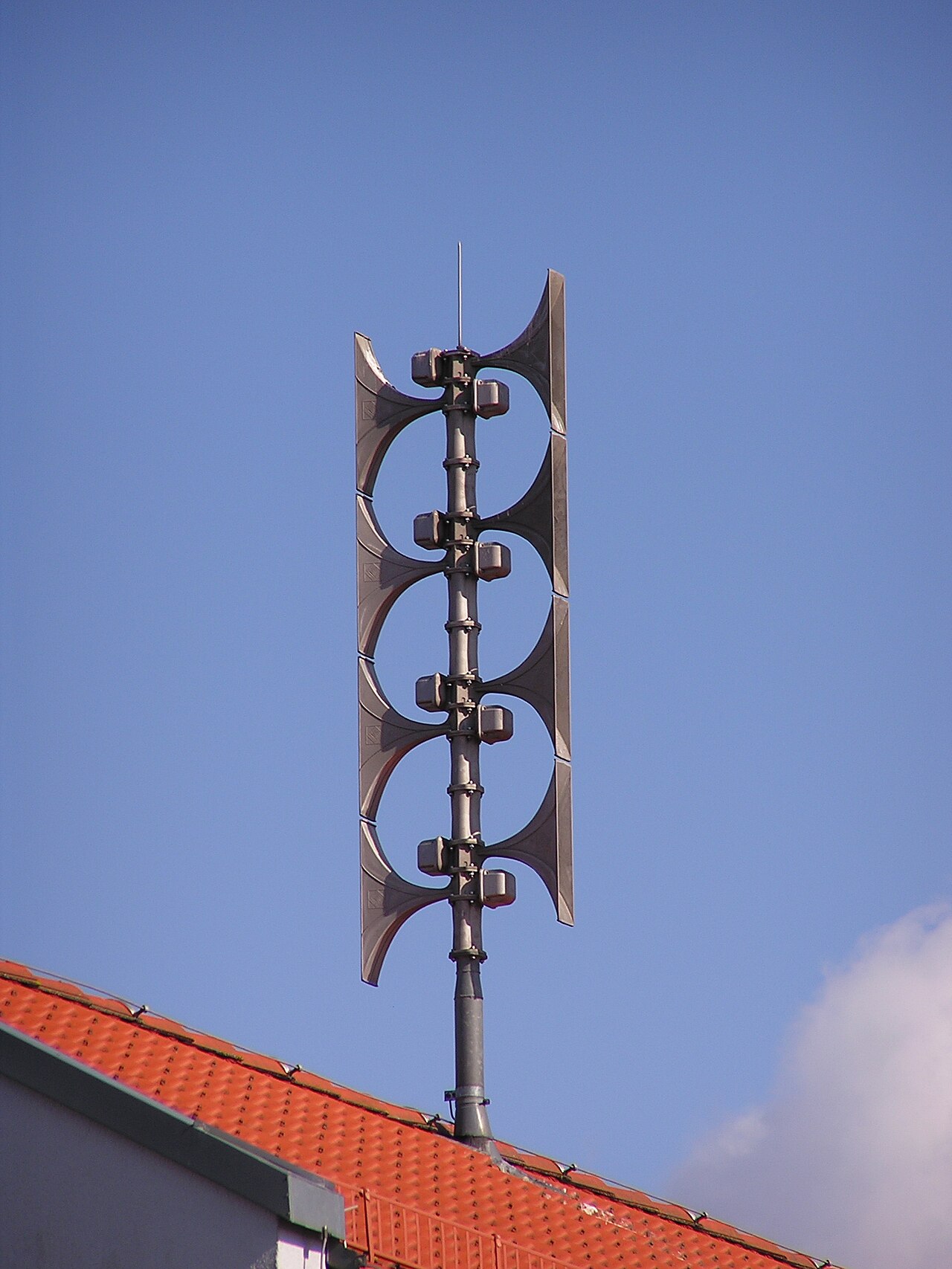 Elektronische Sirene vom Typ Hörmann ECN 1200 im Warnnetz der Stadt und Feuerwehr Bad Vilbel.